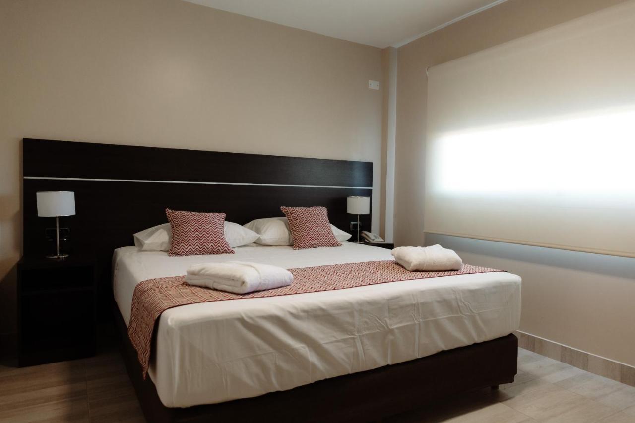 Hotel Batista Posadas Zewnętrze zdjęcie